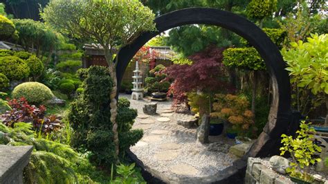  Designing Your Own Japanese Garden -  A Tranquil Symphony of Nature and Artistic Expression